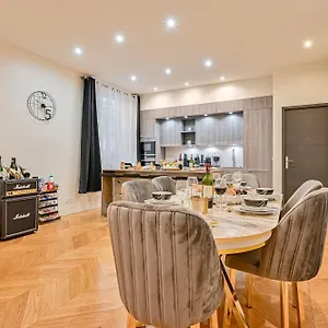  Apartment Magnifique De Luxe & Familia - 16