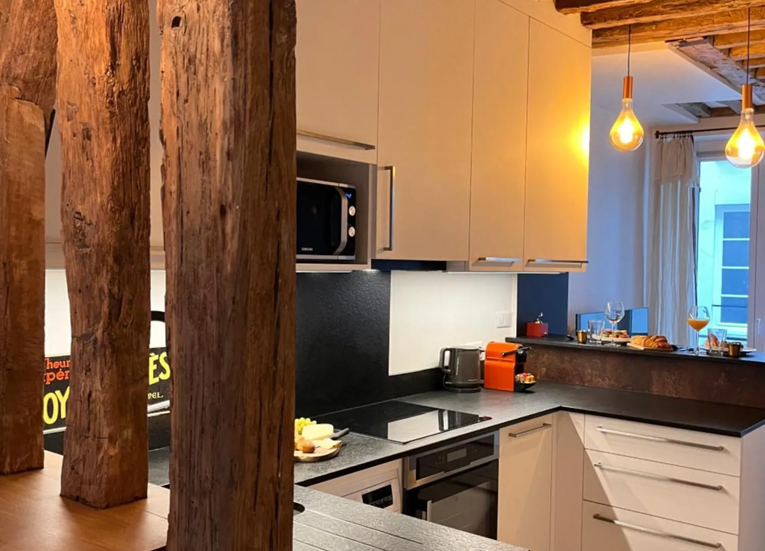 Appartement A Saint-Paul En Plein Coeur Du Marais 4 Pers Paris Apartment